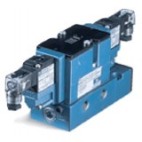 MAC 4 way solenoid valves large 82 Series 